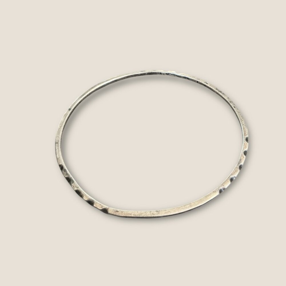Vintage Sterling Silver Hammered Bangle Bracelet 7.8g 2.5" Inside Diameter